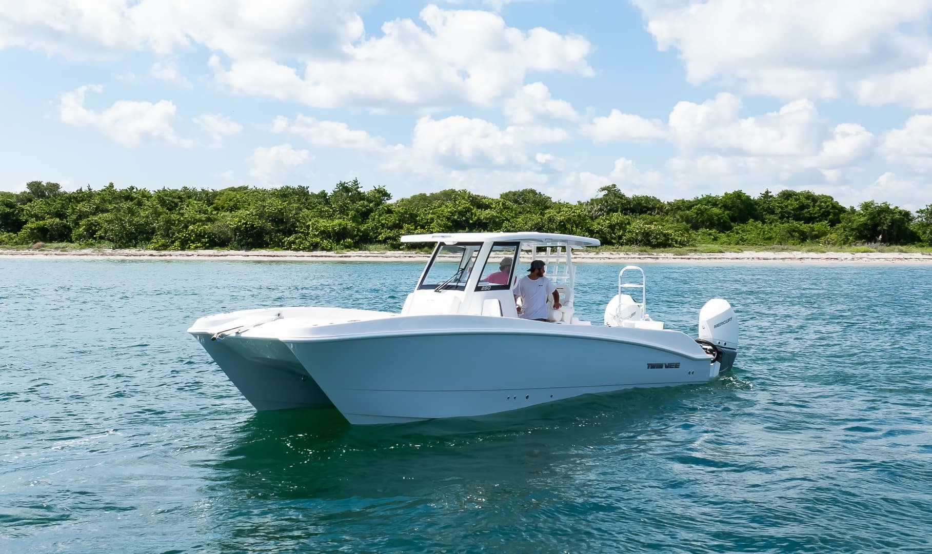 2025 Twin Vee 280 GFX2 CC — 2025 · 28' · Pre-Owned