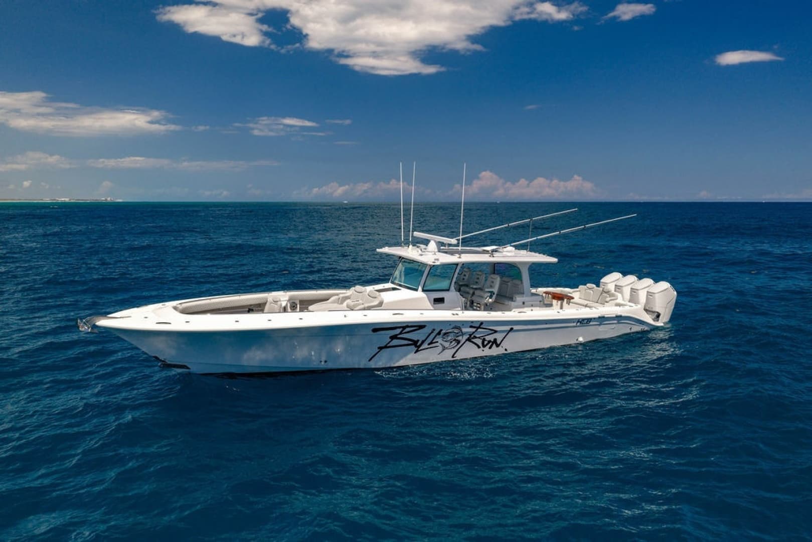 2023 HCB Suenos — 2023 · 53' · Pre-Owned