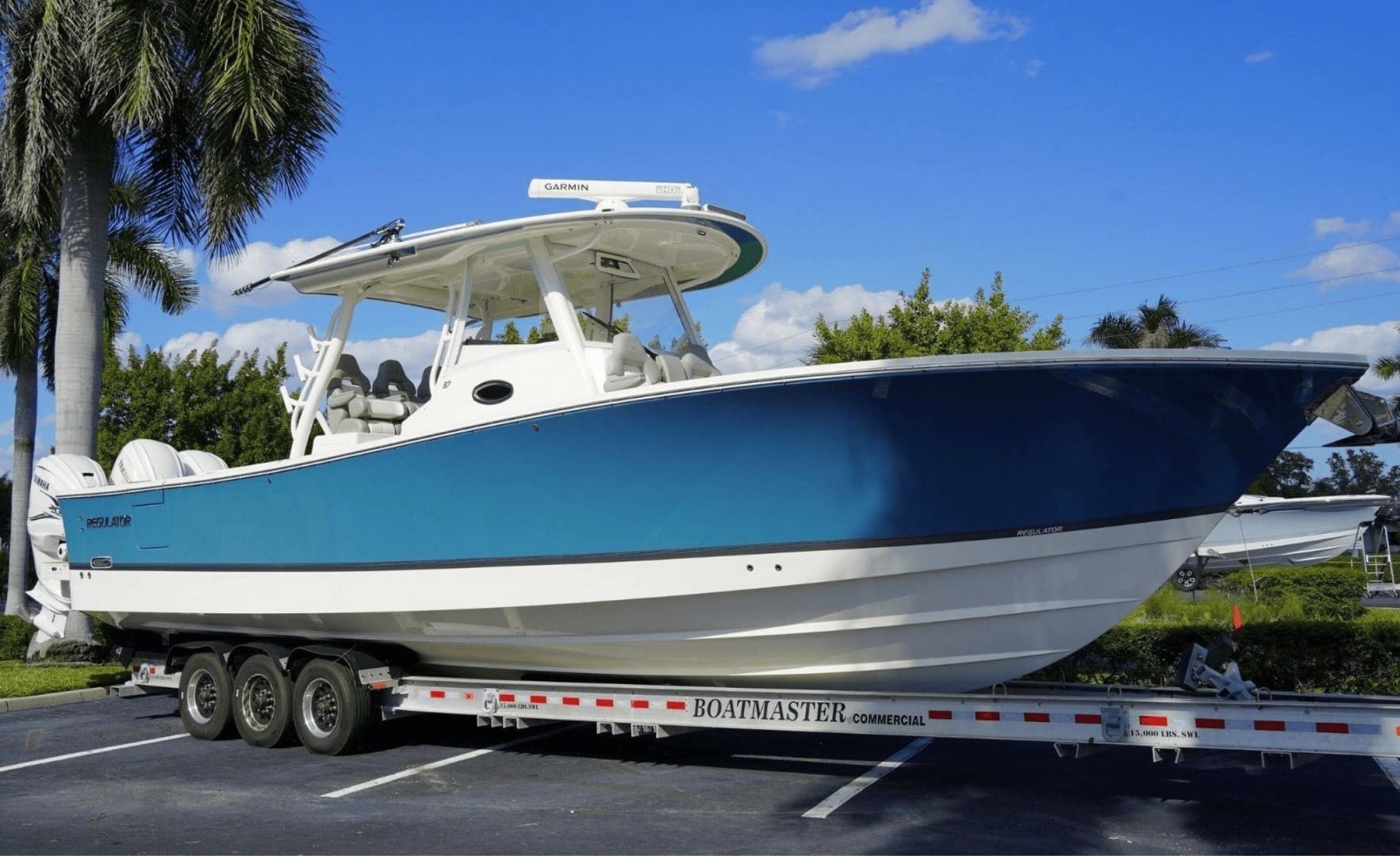 2023 Regulator 37 — 2023 · 37' · Pre-Owned