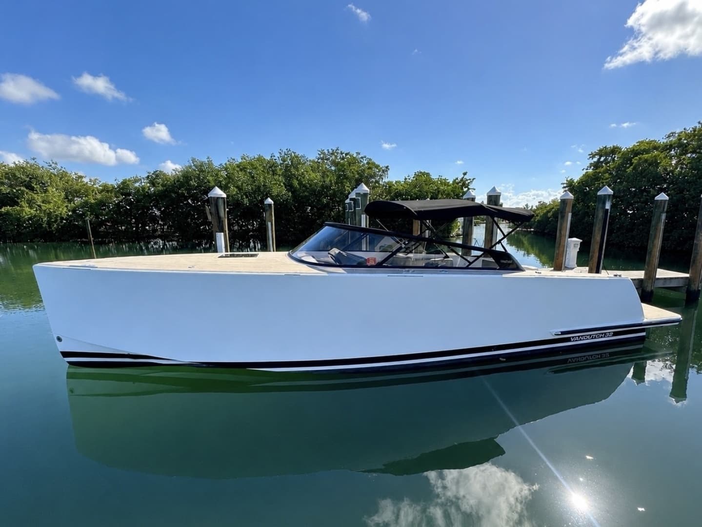 Graziella — 2023 · 32' · 1 Cabin · Pre-Owned
