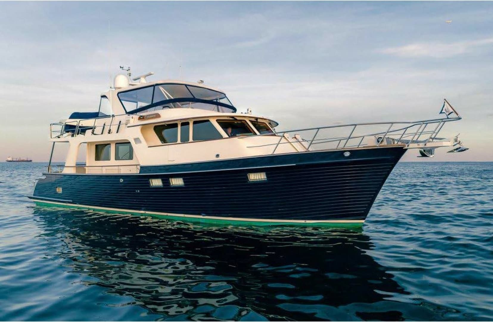 MISS B HAVEN — 2016 · 67' · Pre-Owned