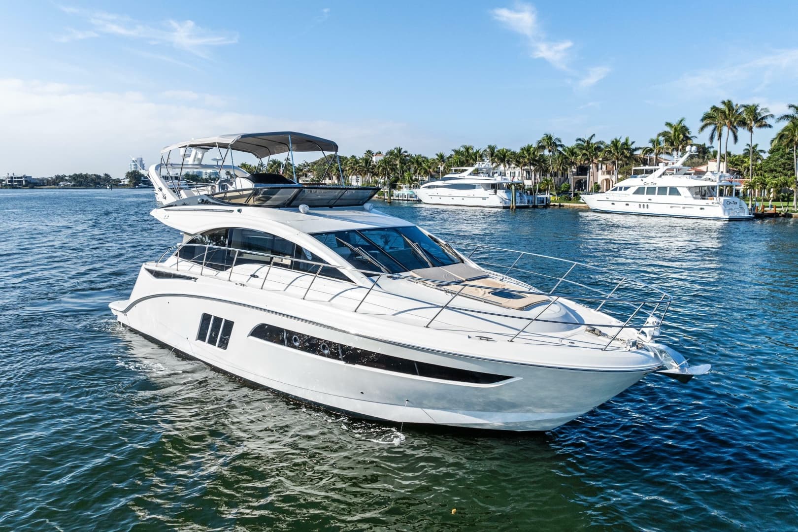 2014 Sea Ray 510 Fly — 2014 · 51' · Pre-Owned