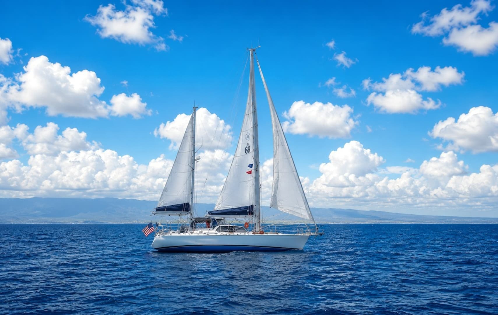 Roam — 2010 · 55' · 3 Cabins · Pre-Owned