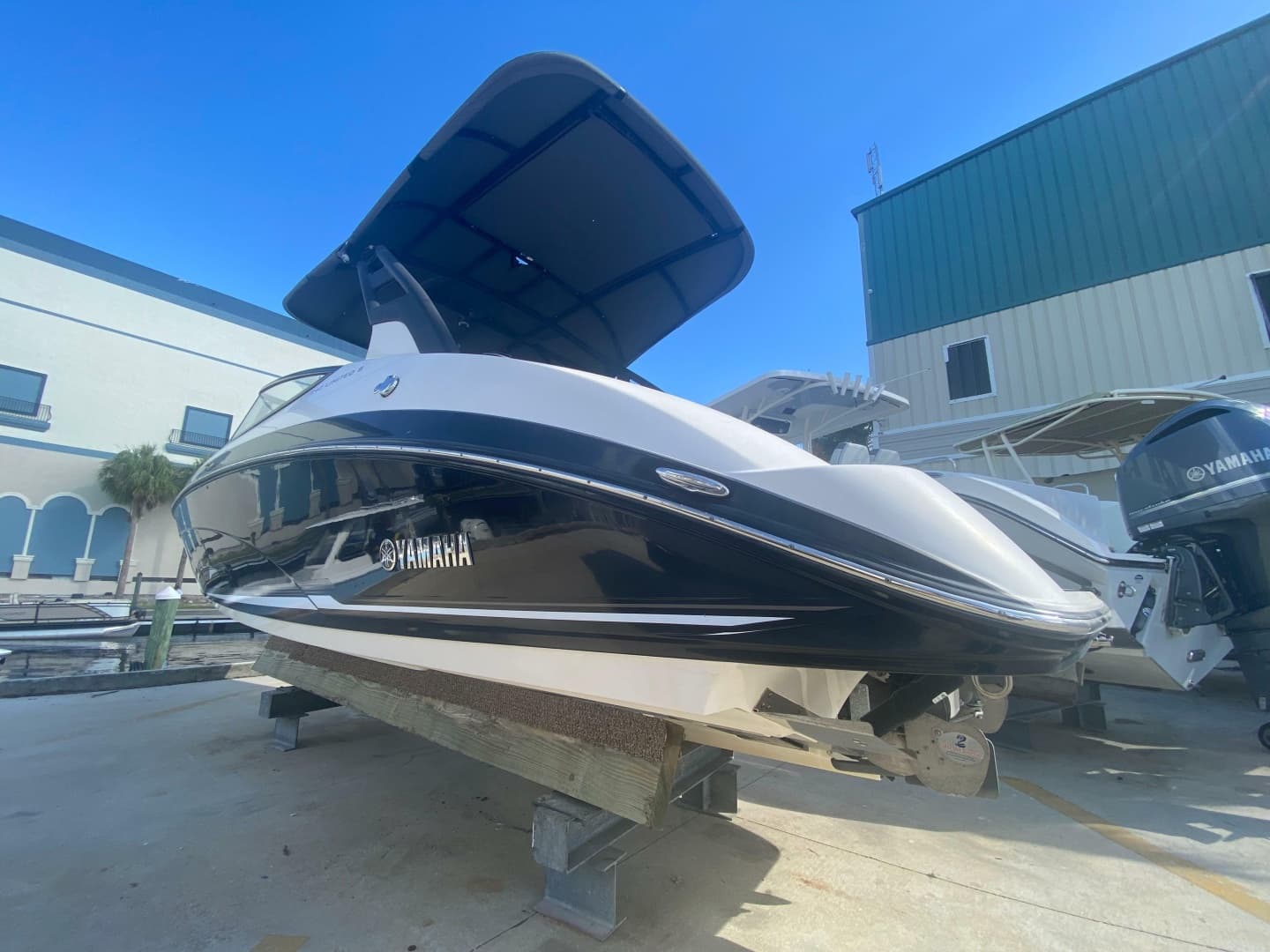 2018 Yamaha Boats 242 Limited S — 2018 · 24' · Pre-Owned