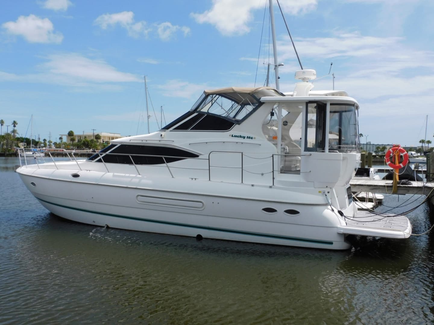 2001 Cruisers Yachts 4450 Express Motoryacht — 2001 · 44' · 3 Cabins · Pre-Owned