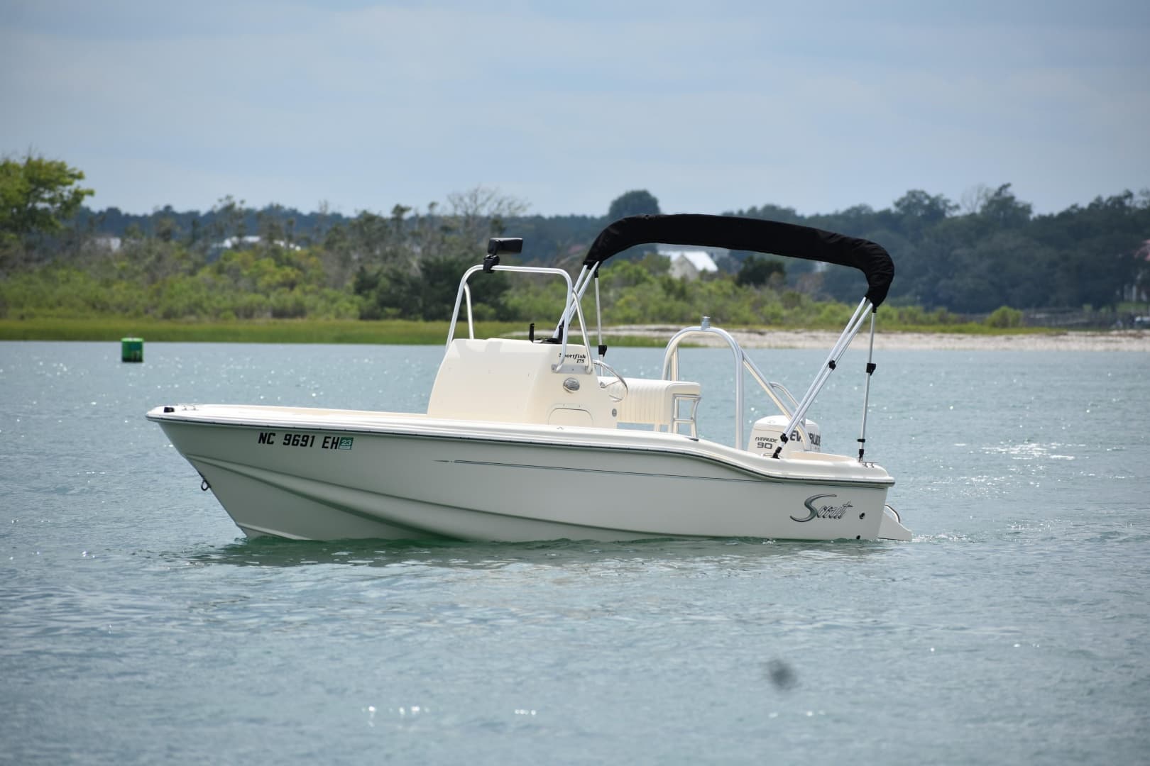 2018 Scout 175 Sportfish — 2018 · 17' · Pre-Owned