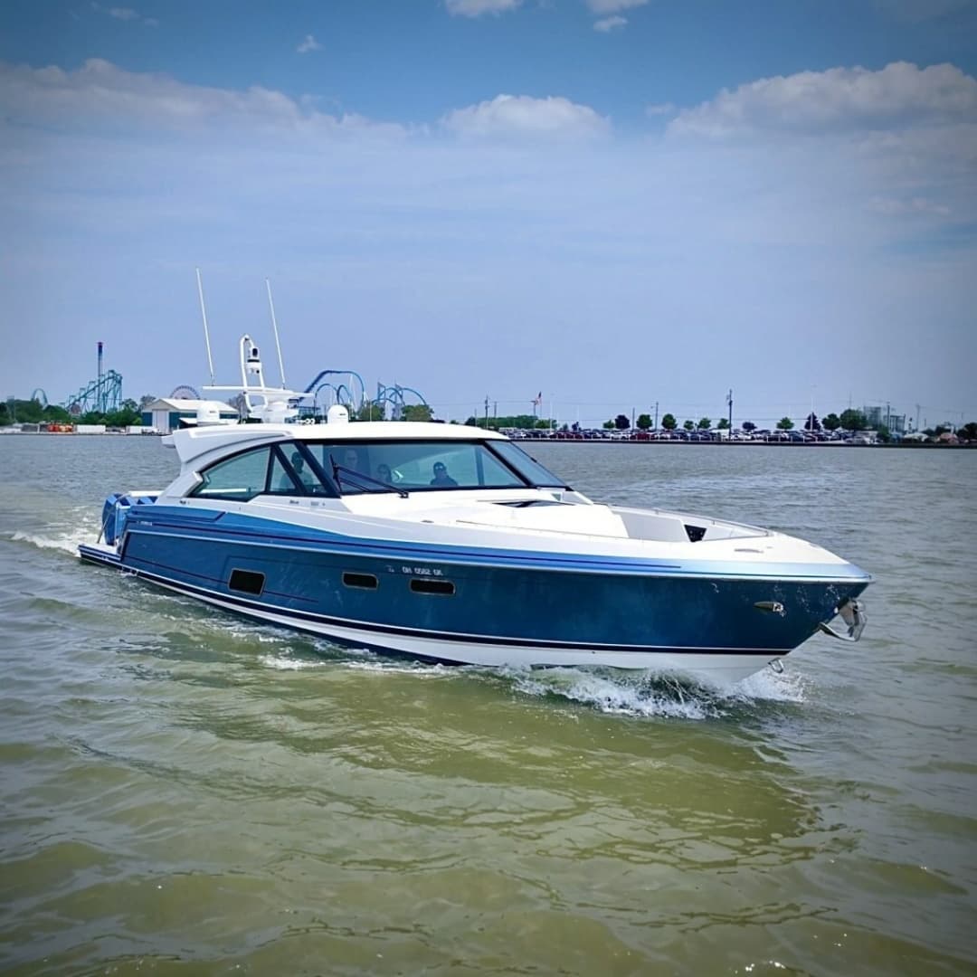2023 Formula 500 Super Sport Crossover — 2023 · 53' · Pre-Owned