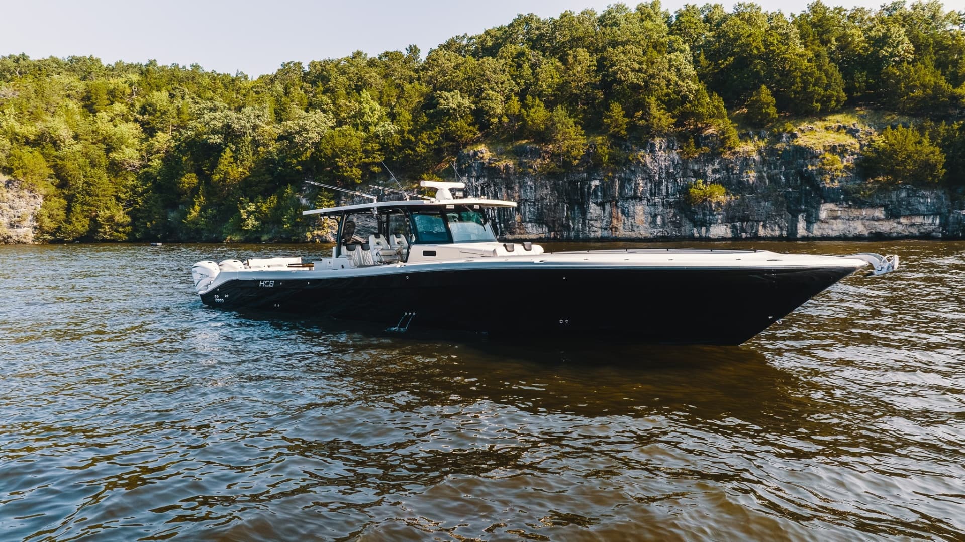 2018 HCB 53 Suenos — 2018 · 53' · Pre-Owned