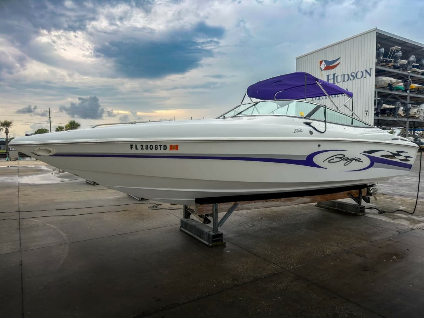 1999 Baja 252 Islander — 1999 · 25' · 1 Cabin · Pre-Owned