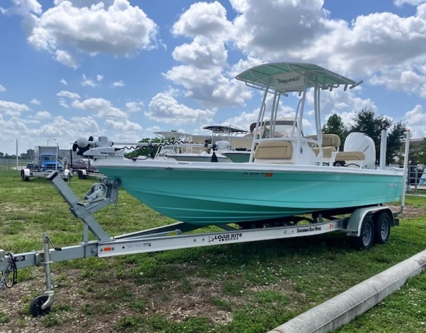 2025 Savannah 220 IS — 2025 · 22' · Pre-Owned