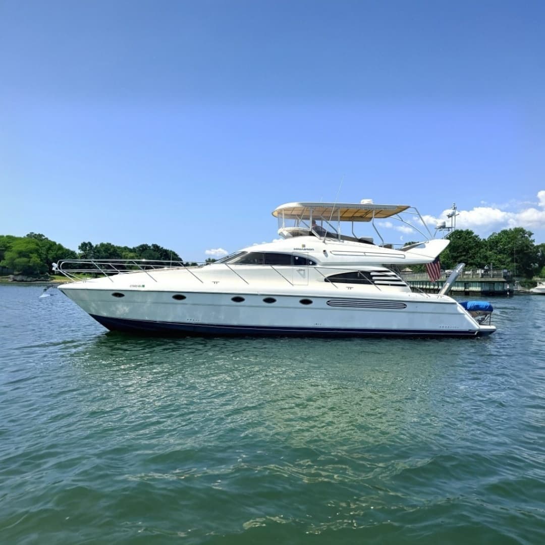 2000 Fairline Squadron 55 — 2000 · 55' · 1 Cabin · Pre-Owned