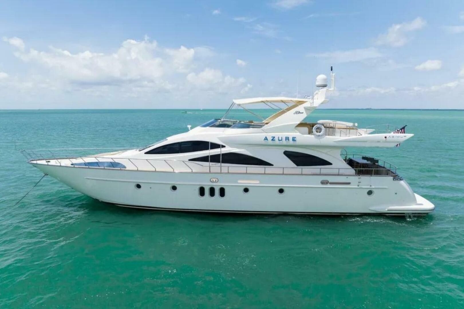 Azure — 2004 · 80' · 5 Cabins · Pre-Owned