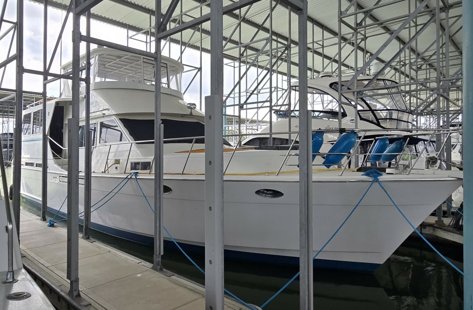 1700 Somewhere — 1988 · 55' · 3 Cabins · Pre-Owned