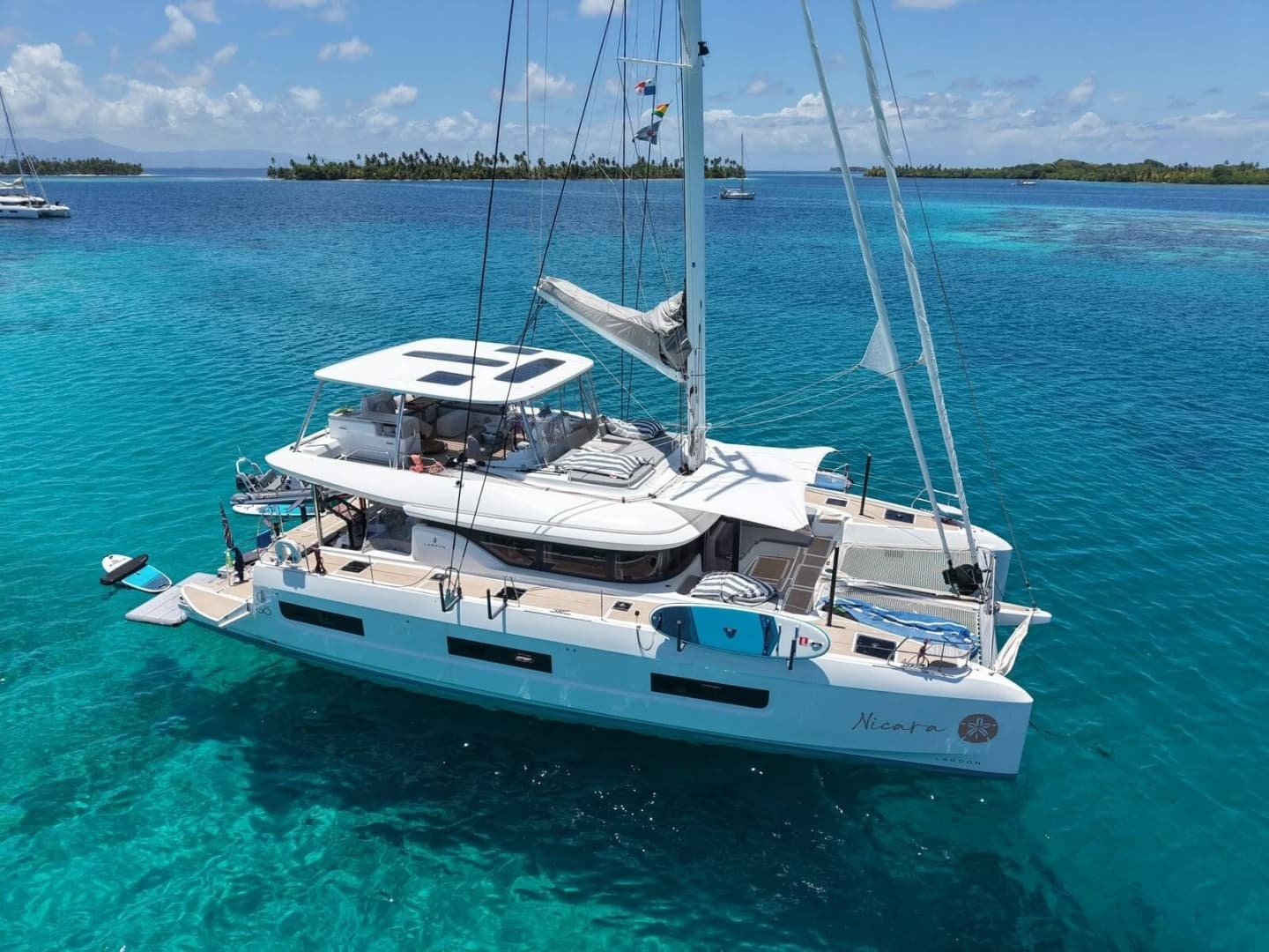 NICARA — 2025 · 59' · 4 Cabins · Pre-Owned