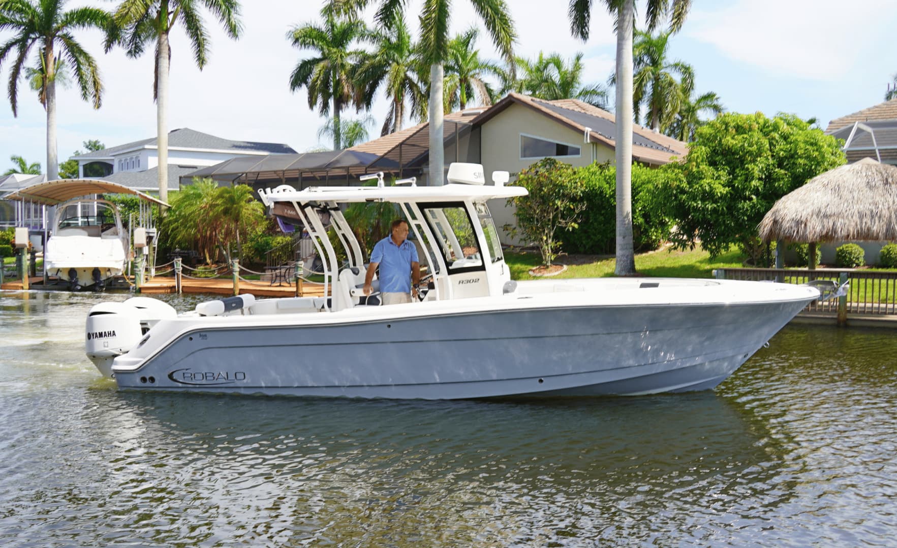 2020 Robalo 302 — 2020 · 29' · Pre-Owned