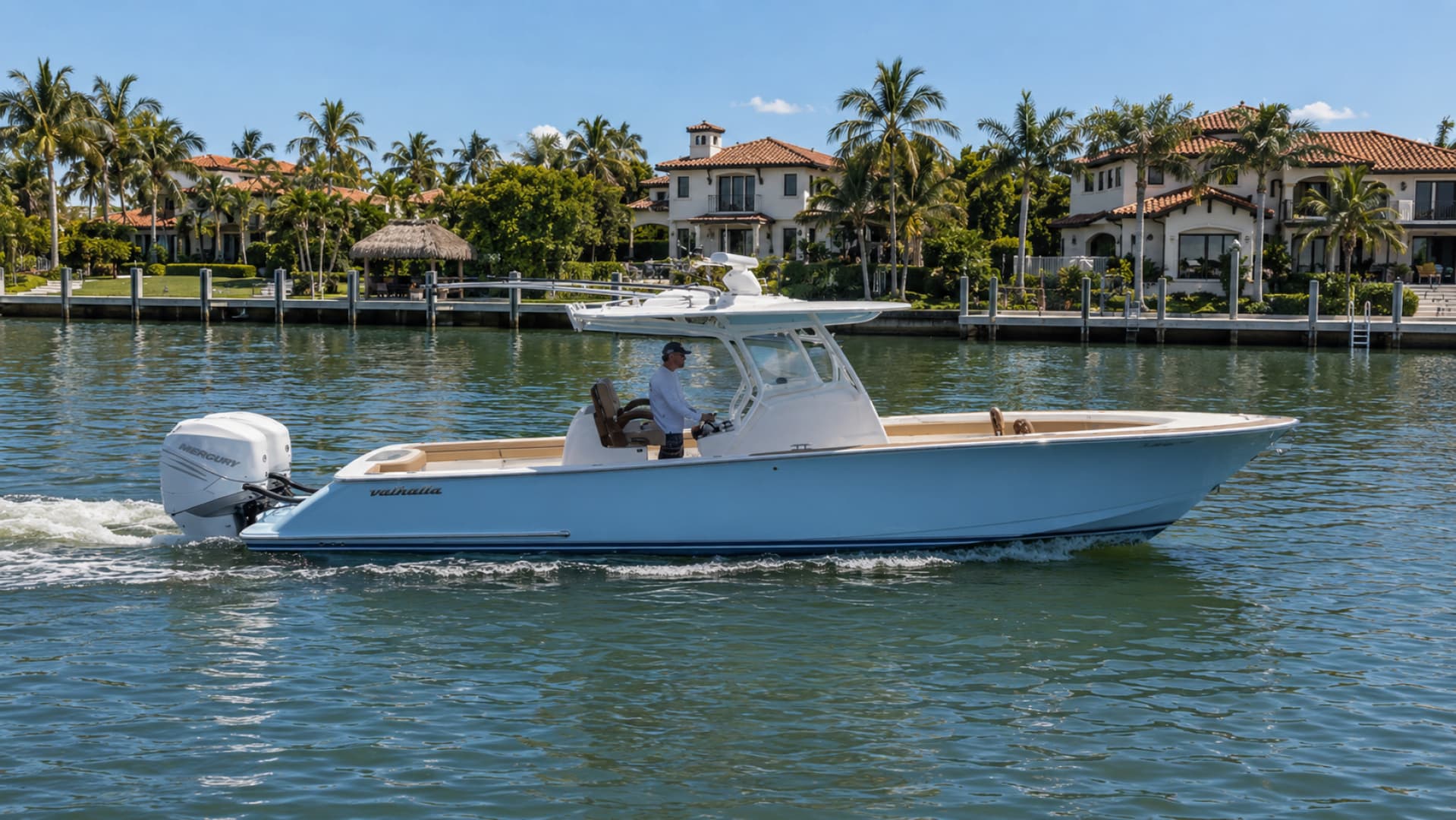 JADE — 2021 · 32' · Pre-Owned