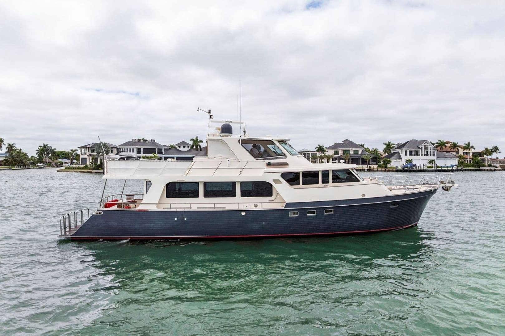 RODE RUNNER II — 2011 · 74' · 4 Cabins · Pre-Owned