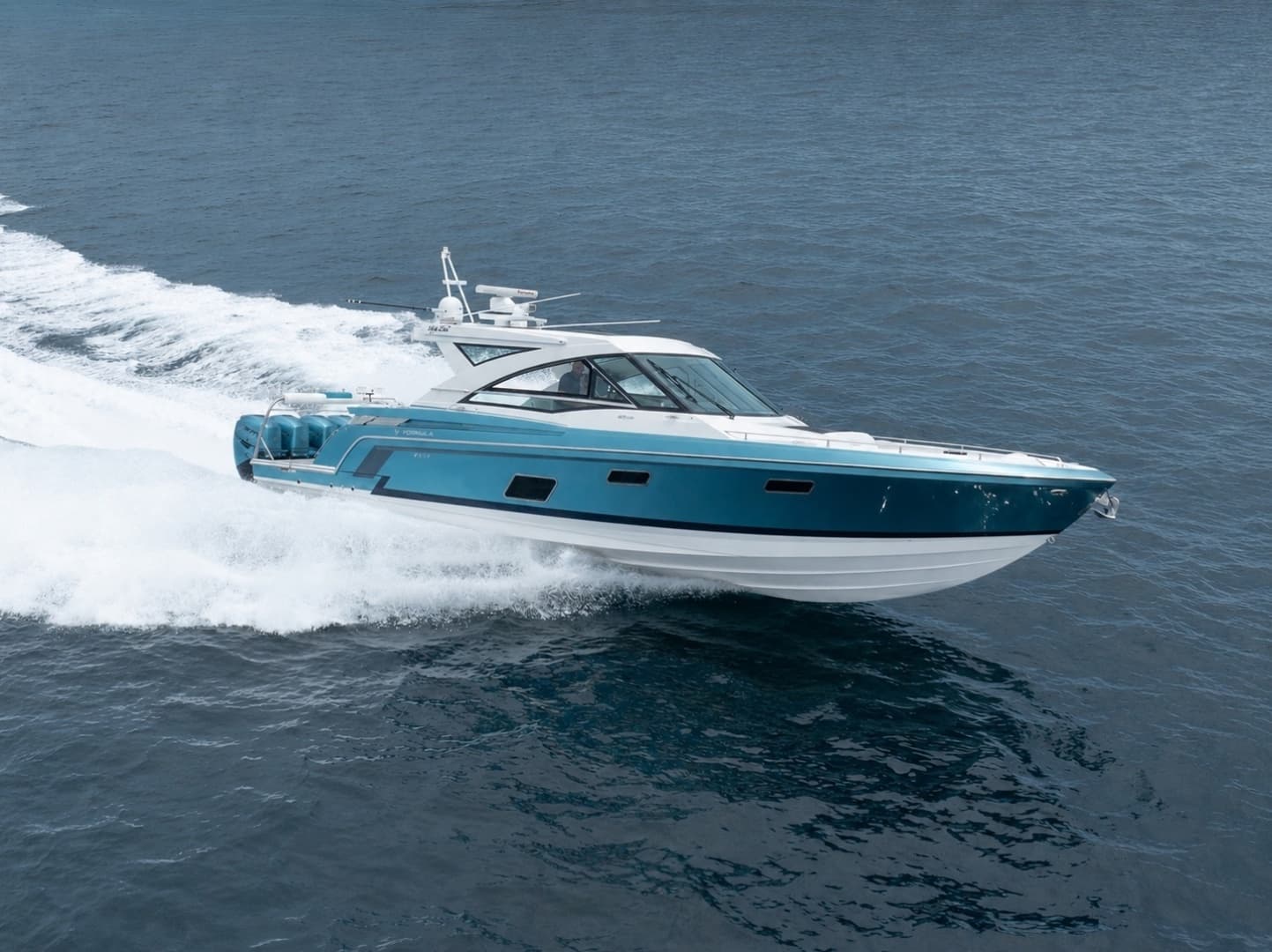 2021 Formula 430 All Sport Crossover — 2021 · 43' · 1 Cabin · Pre-Owned