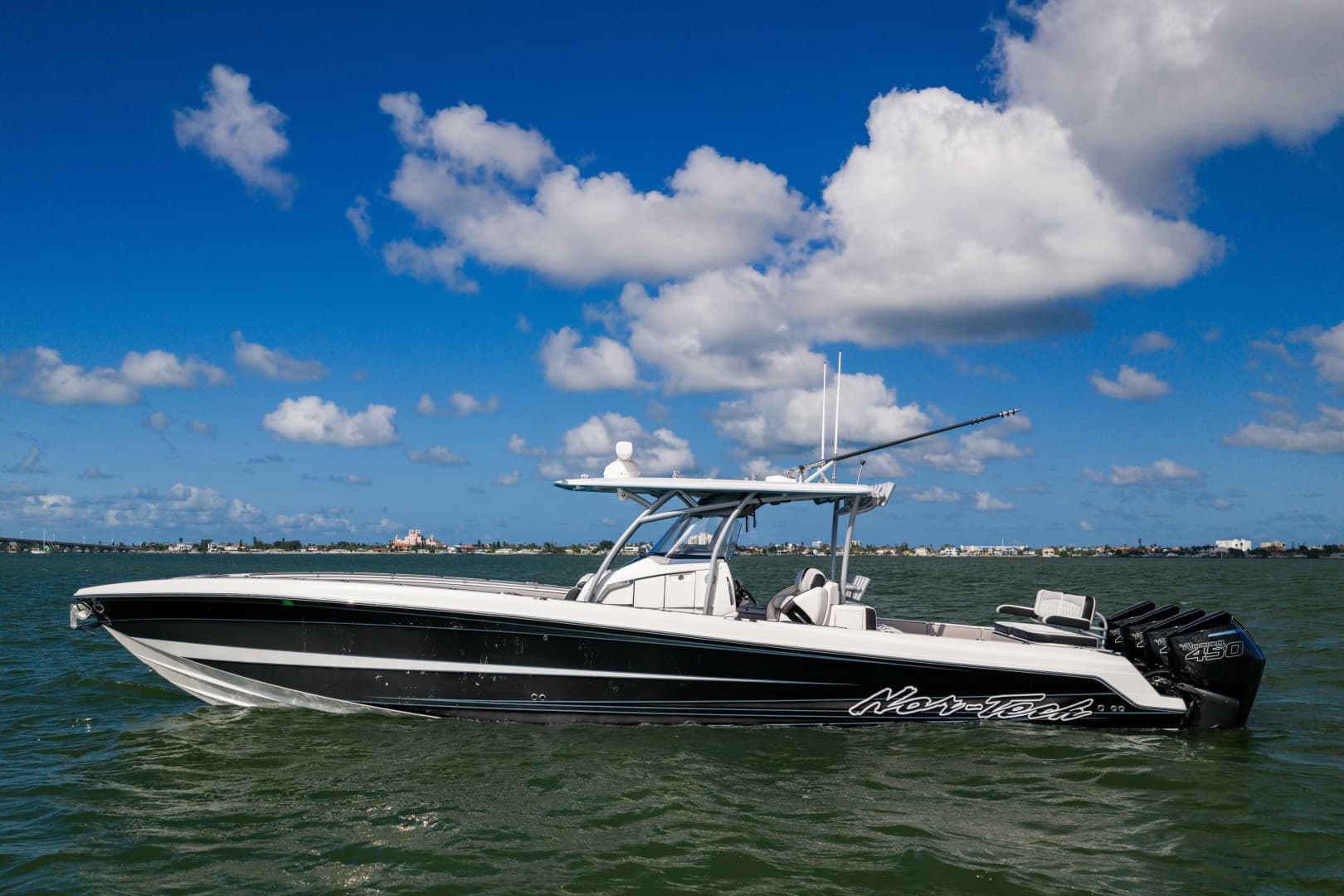 2016 Nor-Tech 392 Super Fish — 2016 · 39' · Pre-Owned