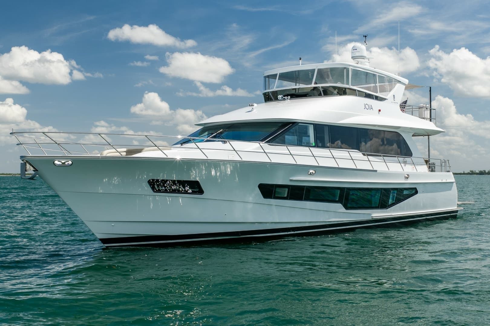 Joia — 2020 · 76' · 4 Cabins · Pre-Owned