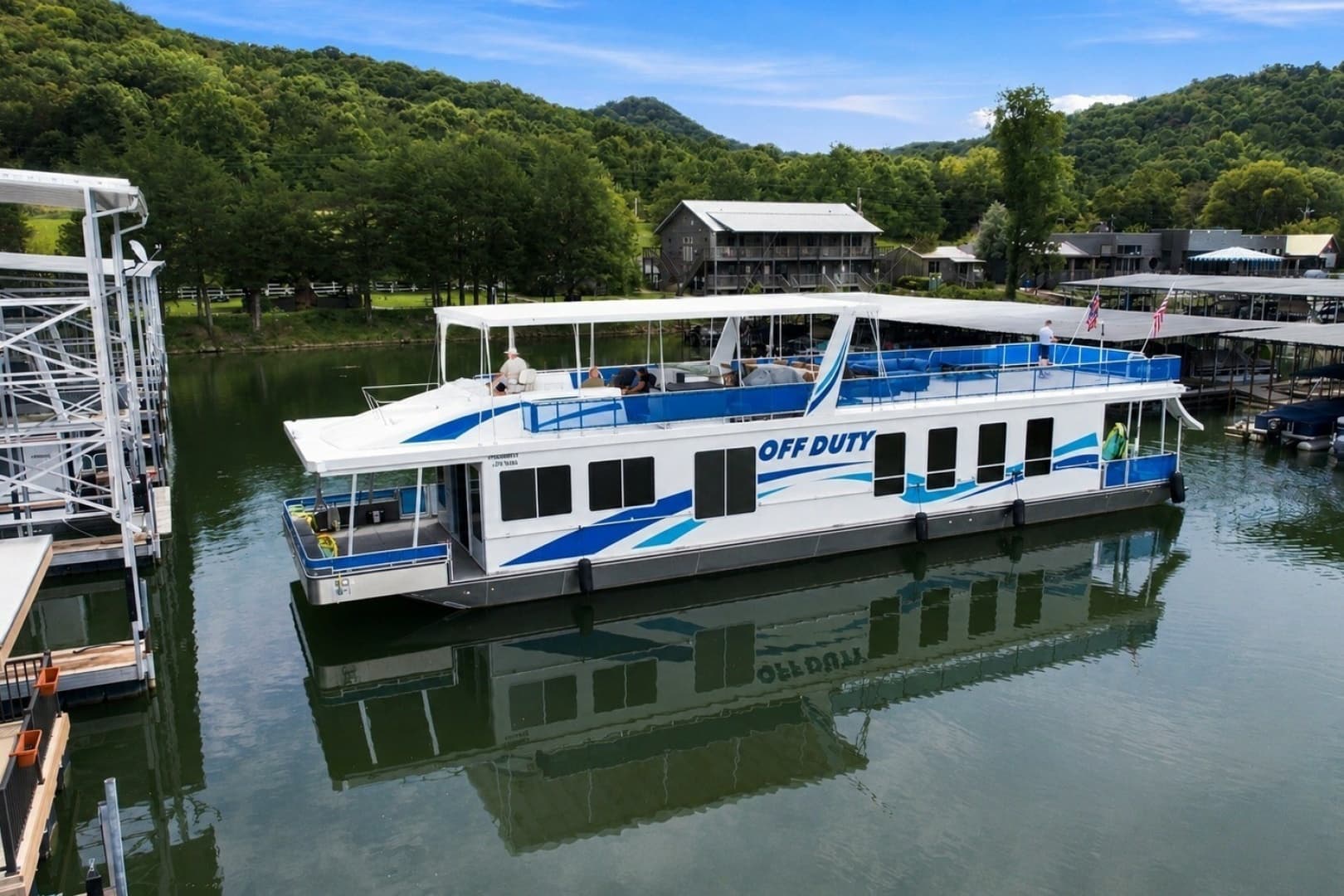 OFF DUTY — 2023 · 77' · Pre-Owned