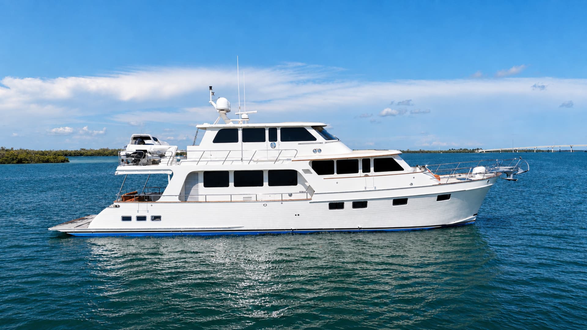CHULA — 2020 · 81' · 4 Cabins · Pre-Owned