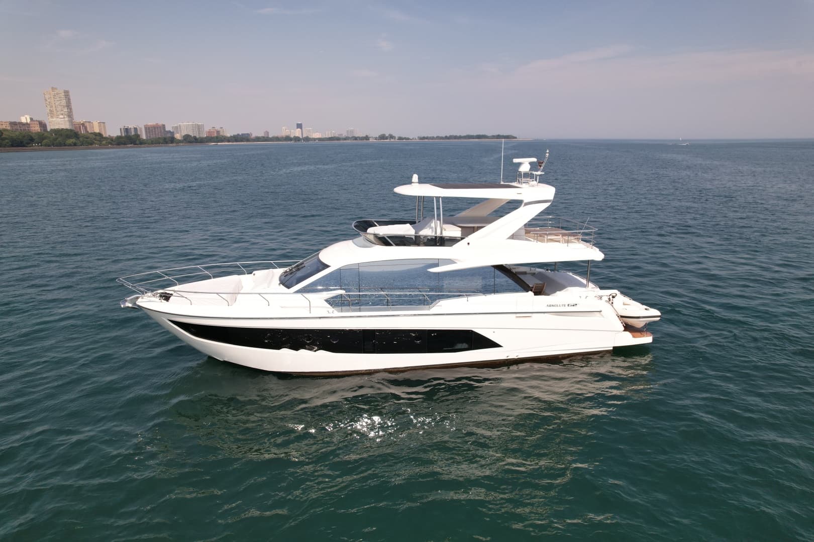 Piggy Bank — 2022 · 54' · 3 Cabins · Pre-Owned