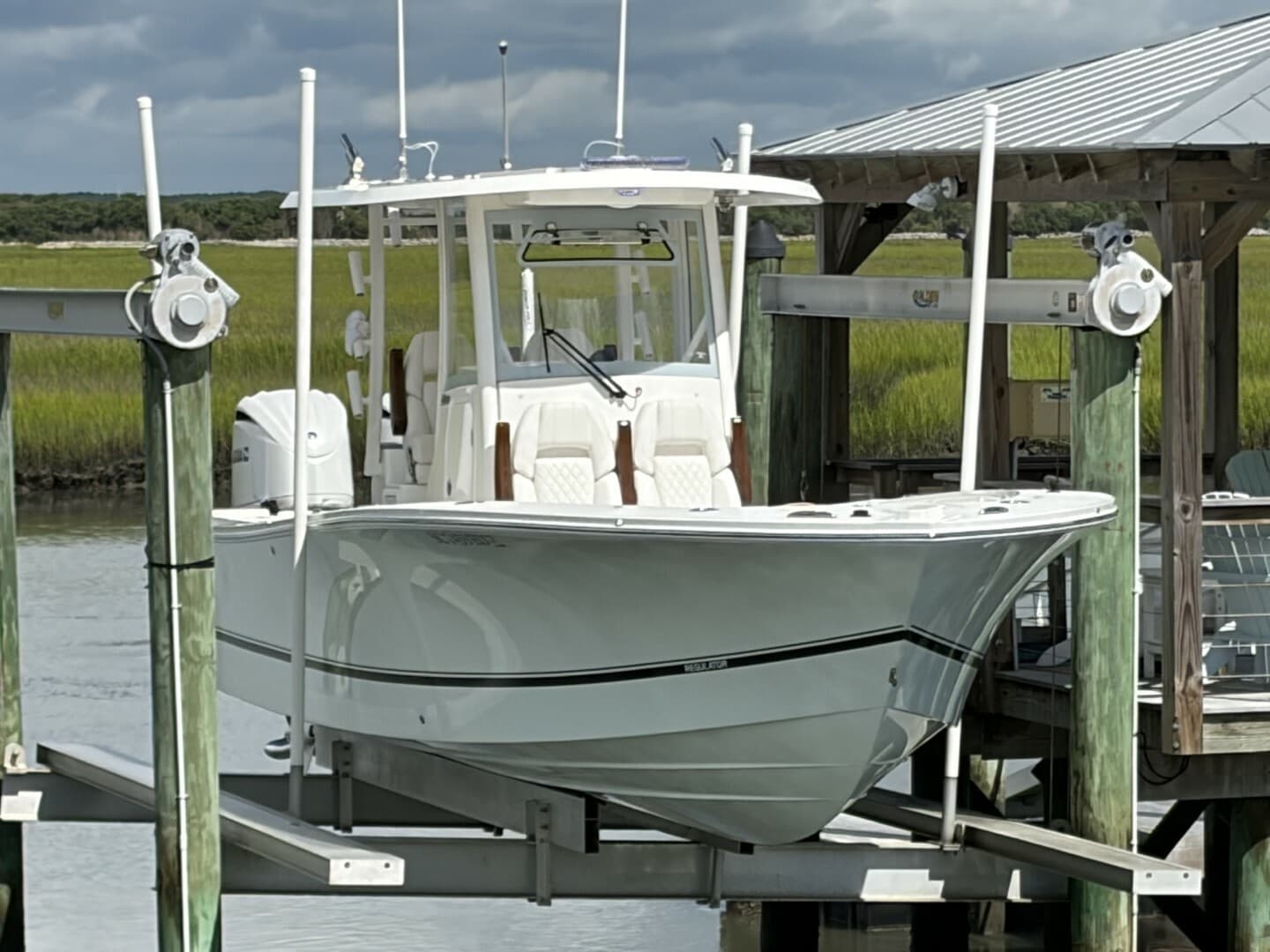 2024 Regulator 30XO — 2024 · 30' · Pre-Owned