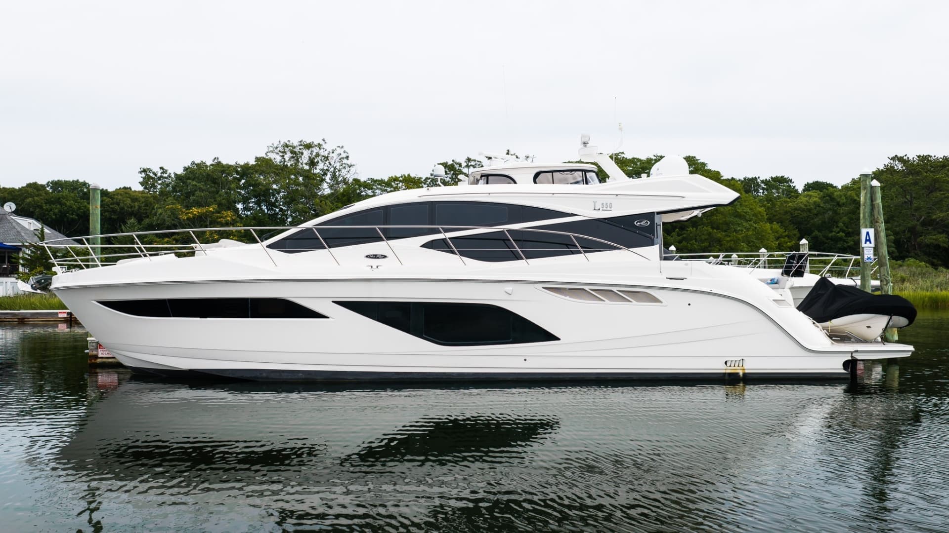 Castaway — 2018 · 56' · 3 Cabins · Pre-Owned