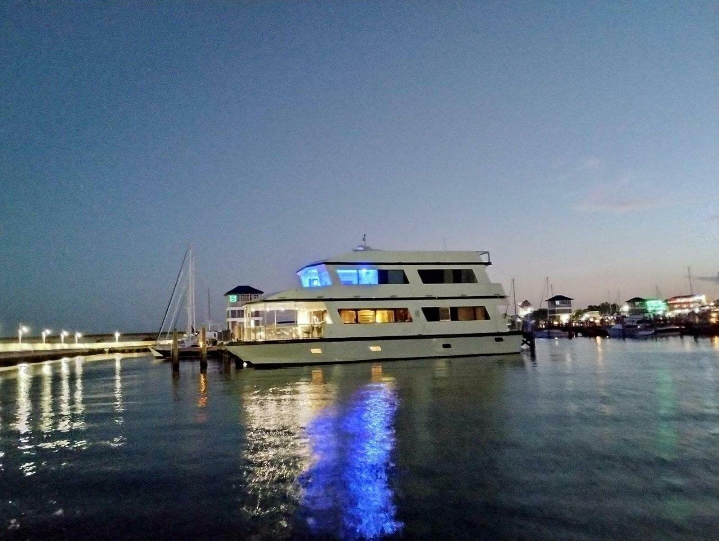 The Ark — 2018 · 80' · 7 Cabins · Pre-Owned
