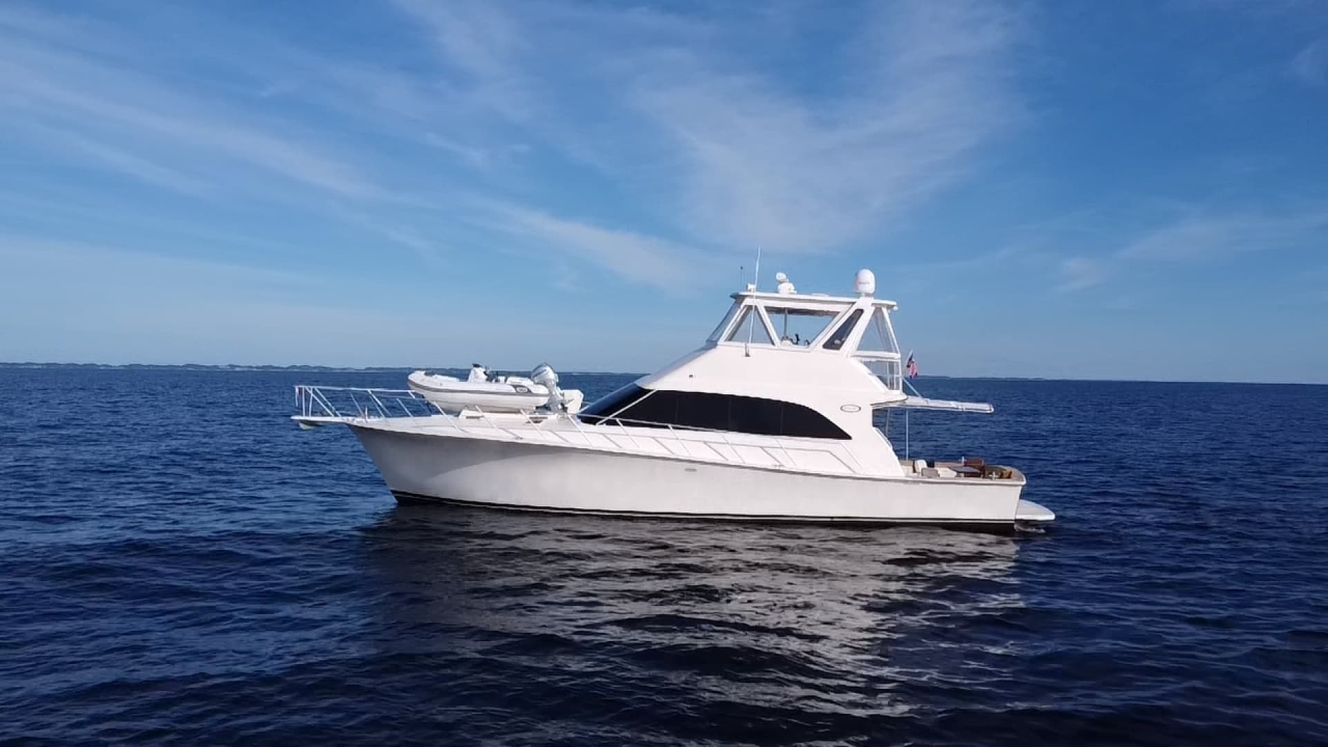 RESILIENCE — 1992 · 53' · 2 Cabins · Pre-Owned