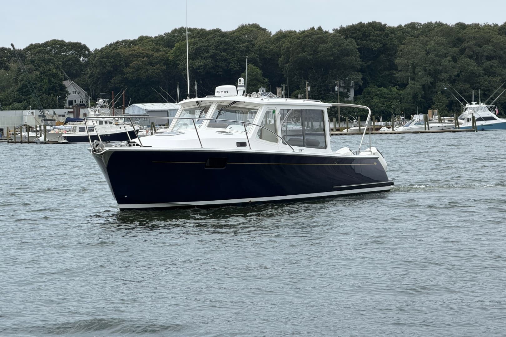 Eagl III — 2023 · 38' · 2 Cabins · Pre-Owned