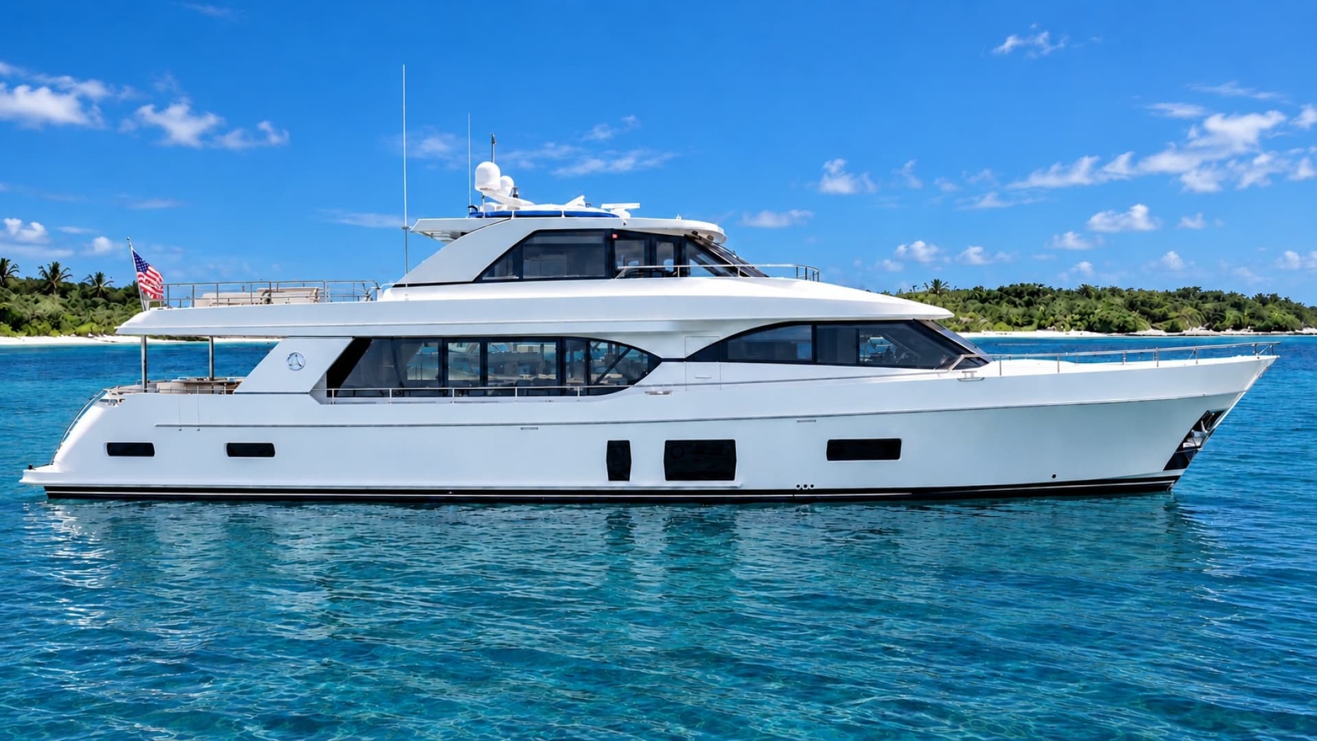 BELLA LISA — 2020 · 100' · 5 Cabins · Pre-Owned