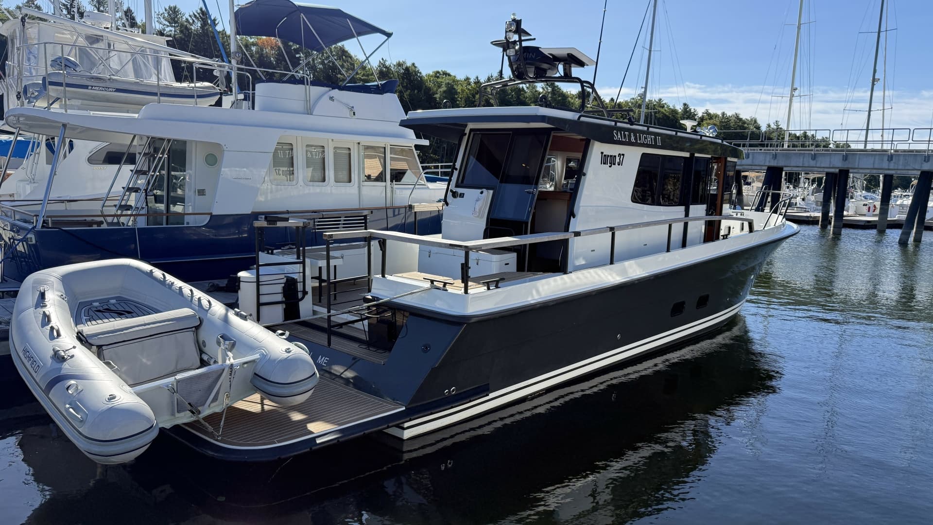 Salt & Light II — 2024 · 40' · Pre-Owned