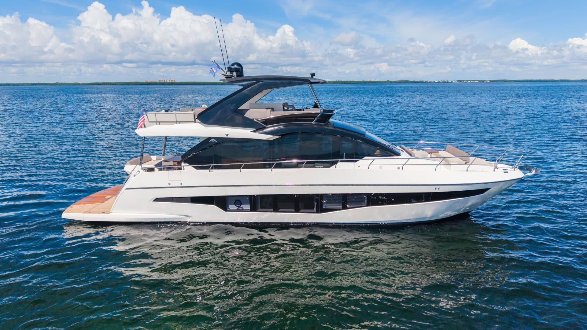 Ascendo — 2022 · 66' · 4 Cabins · Pre-Owned
