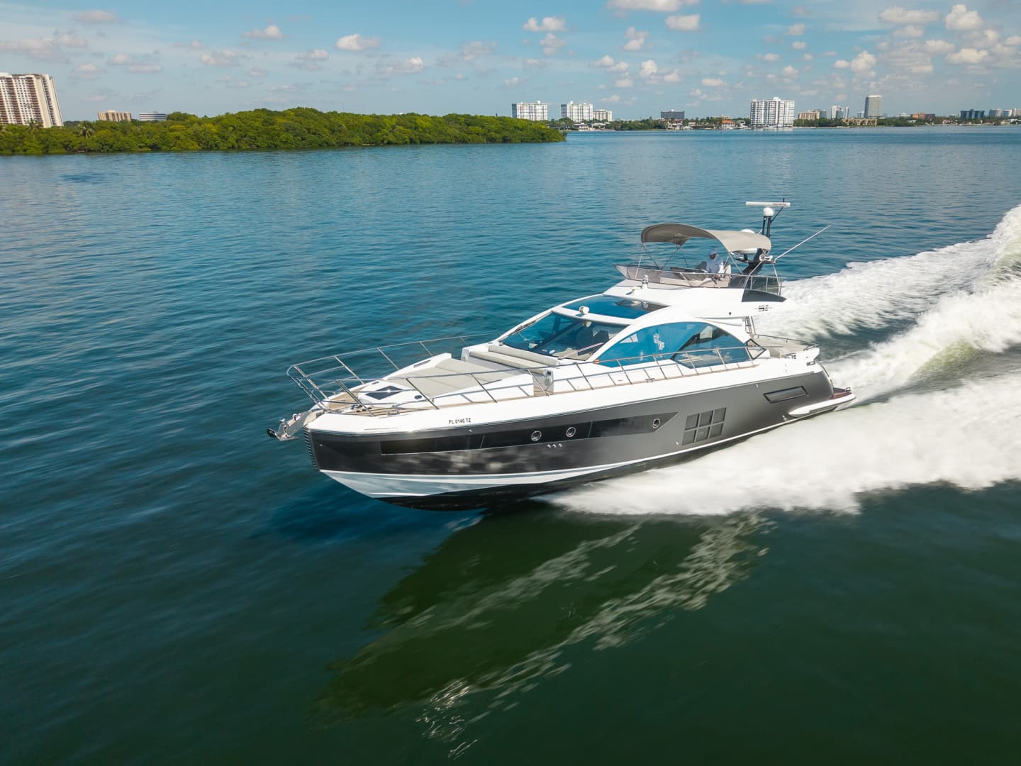2022 Azimut S6 — 2022 · 60' · Pre-Owned