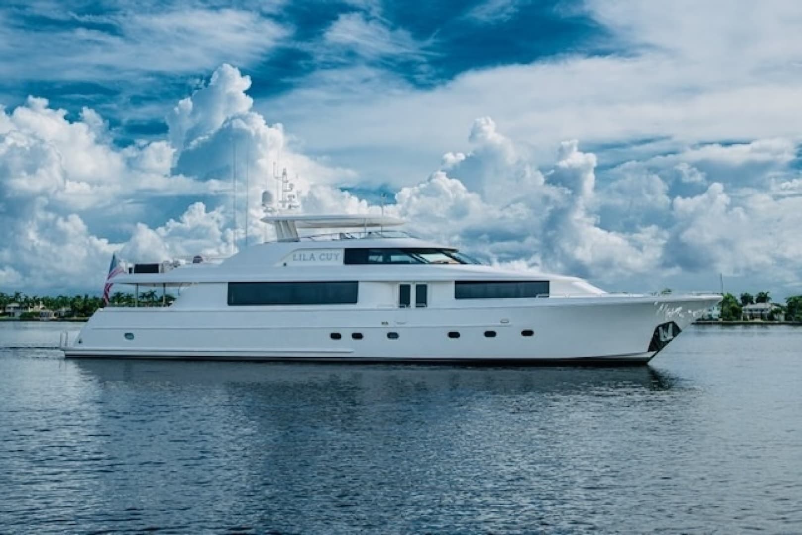 LILA CUY — 2006 · 112' · 4 Cabins · Pre-Owned