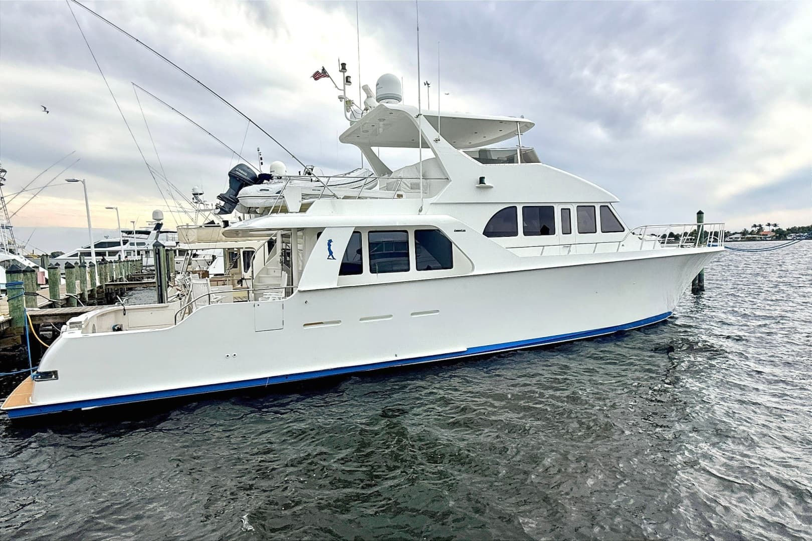 Southern Lady — 2002 · 76' · 1 Cabin · Pre-Owned
