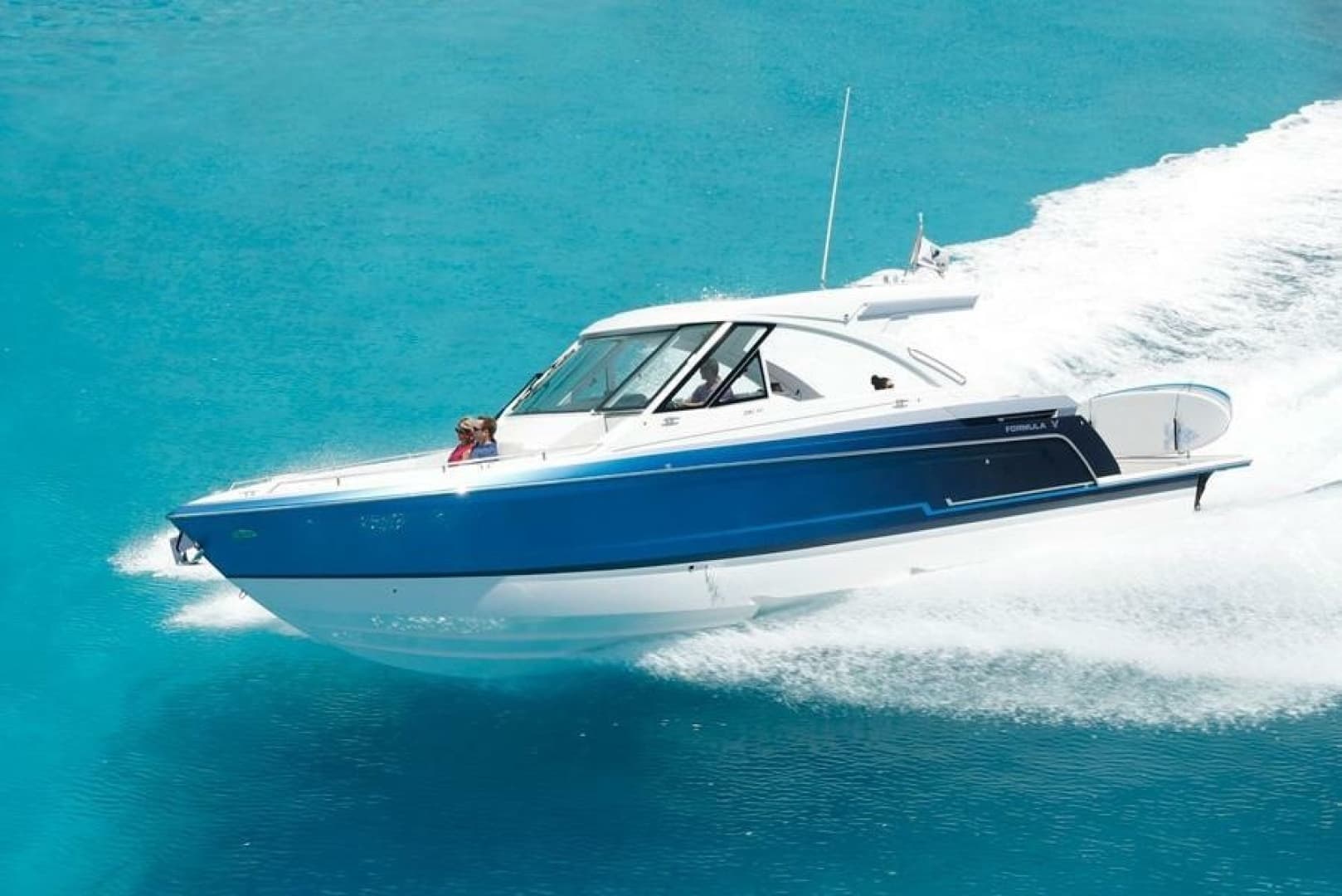2022 Formula 380 Super Sport Crossover I/O — 2022 · 38' · Pre-Owned