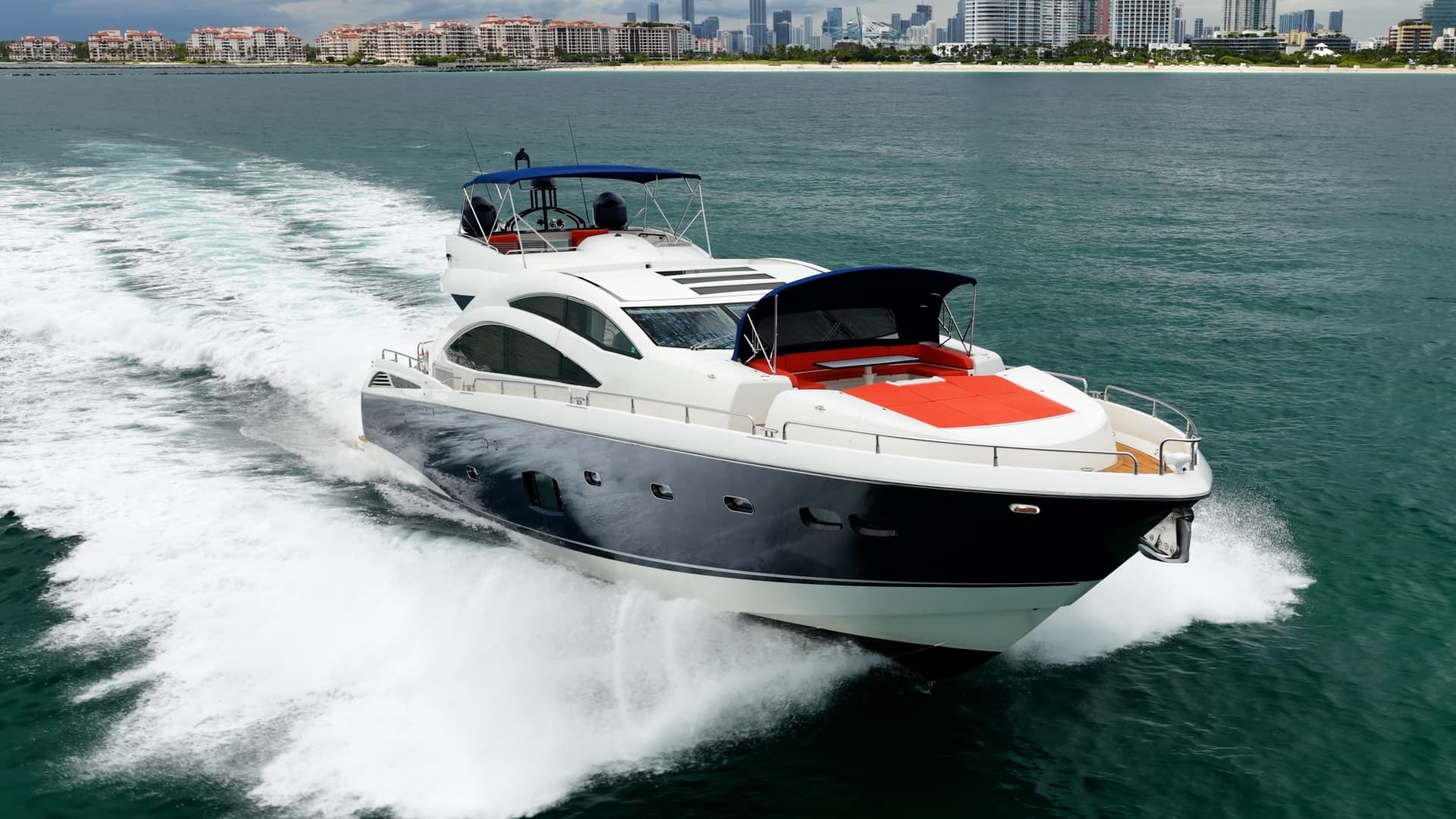 Victory Lane — 2009 · 86' · 4 Cabins · Pre-Owned