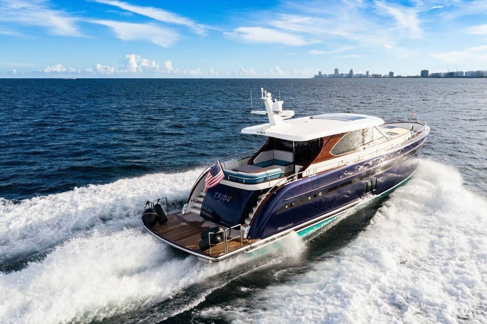 TRIBU — 2021 · 60' · 1 Cabin · Pre-Owned