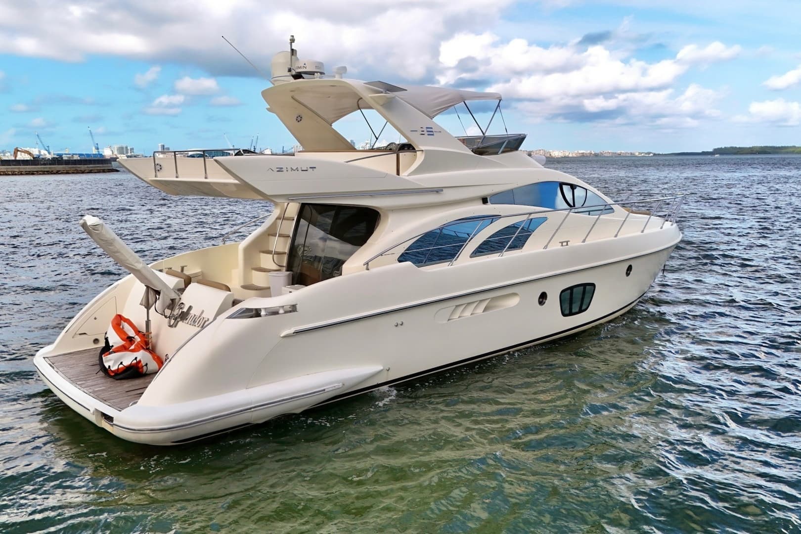 Splendor — 2007 · 57' · Pre-Owned