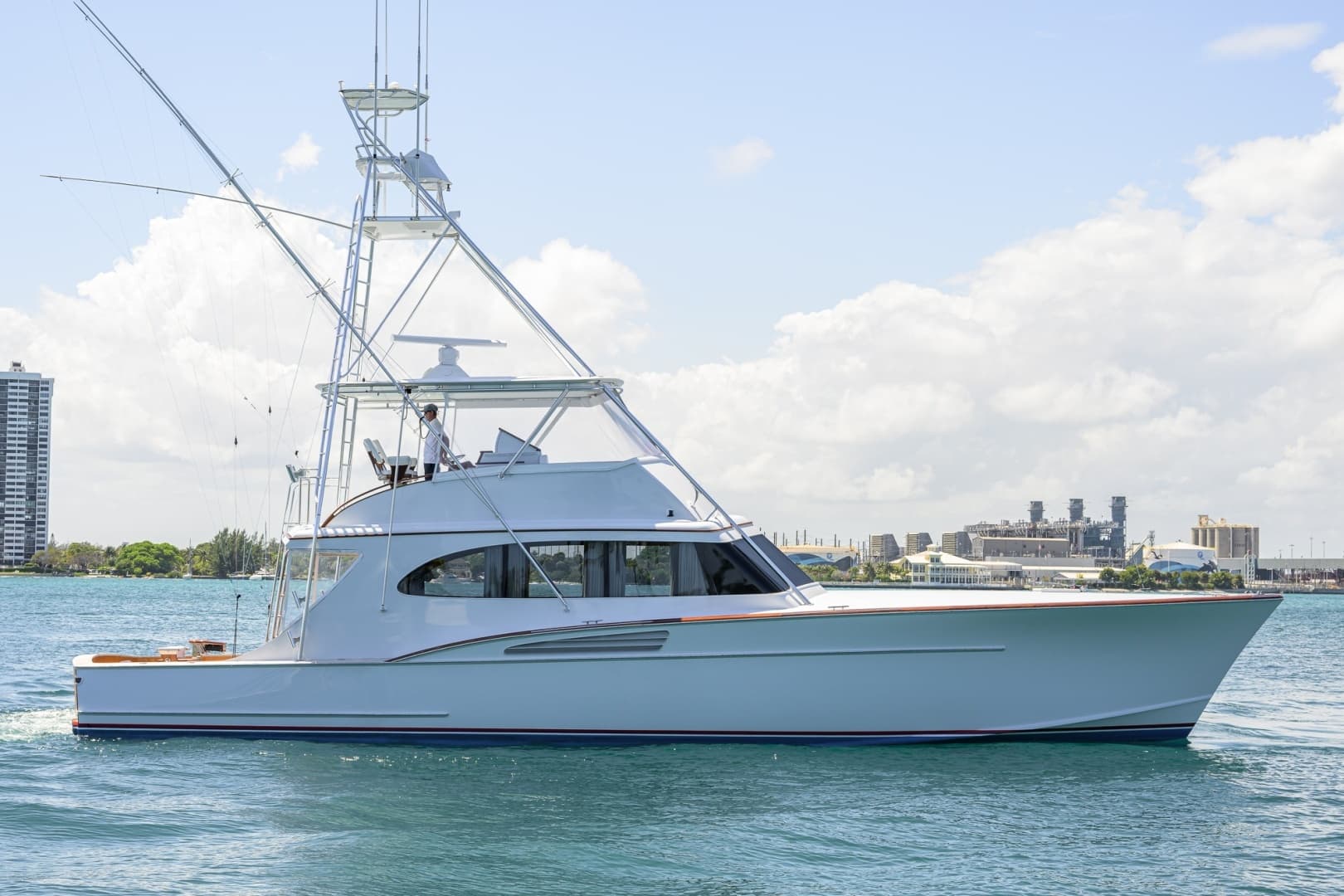SIBONEY — 2001 · 60' · 3 Cabins · Pre-Owned