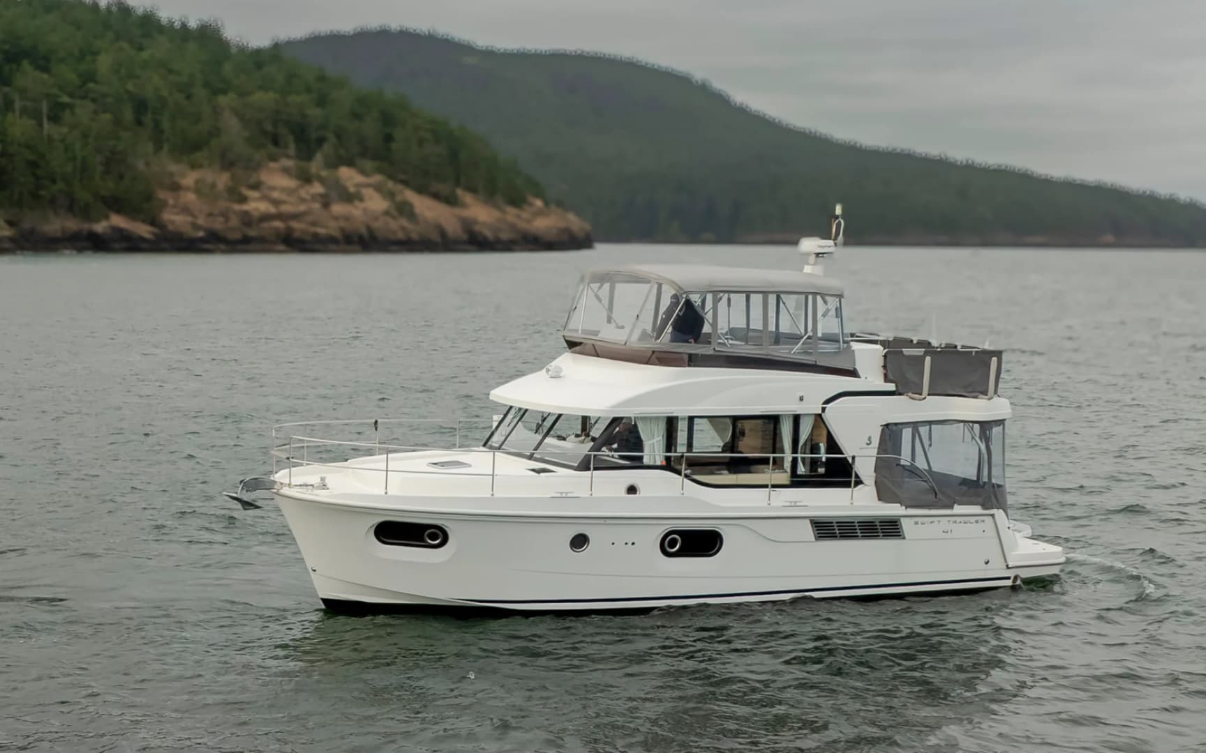 4 My Valentine — 2022 · 41' · 3 Cabins · Pre-Owned