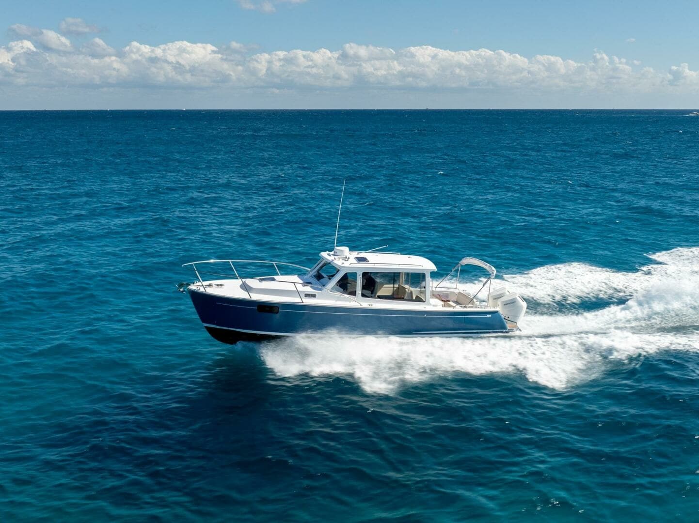 In-Stock 2025 MJM 35-064 — 2025 · 38' · New