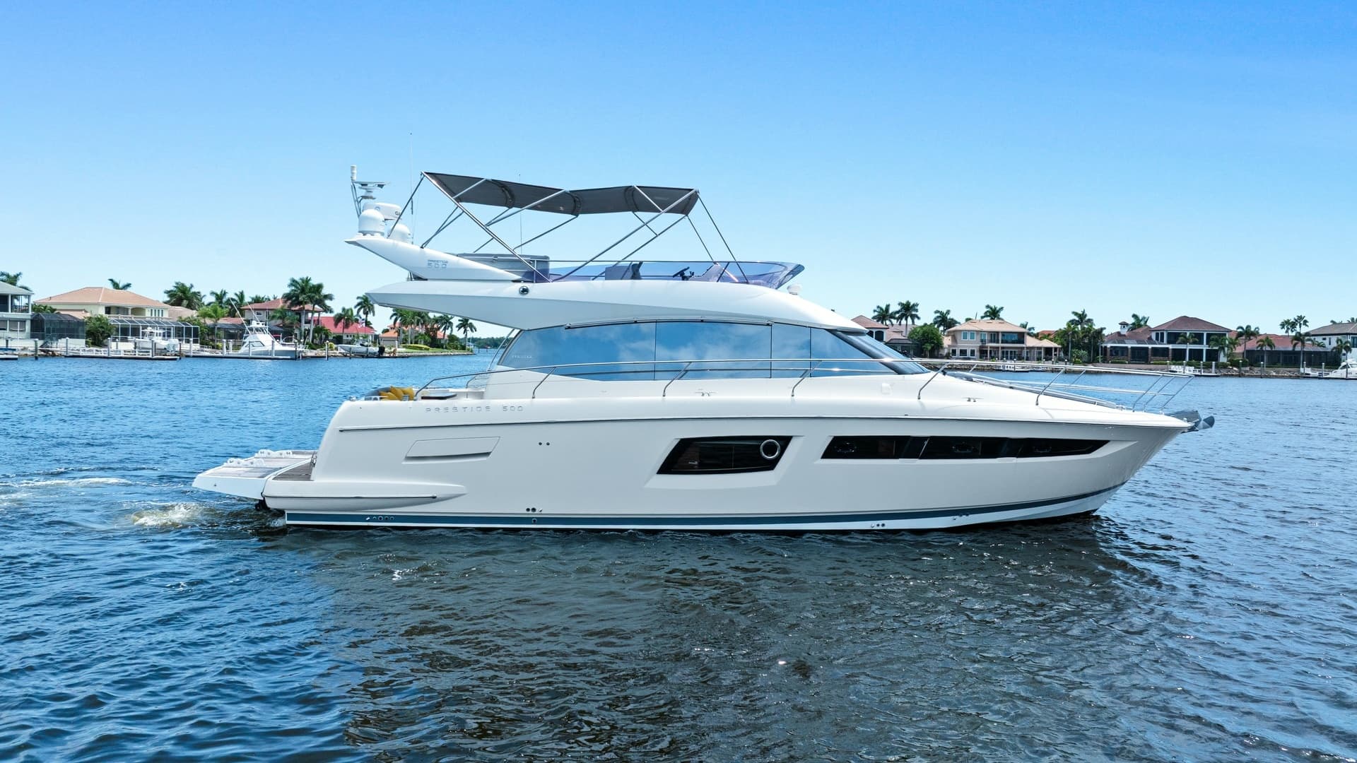 YACHTWAVE — 2015 · 50' · 3 Cabins · Pre-Owned