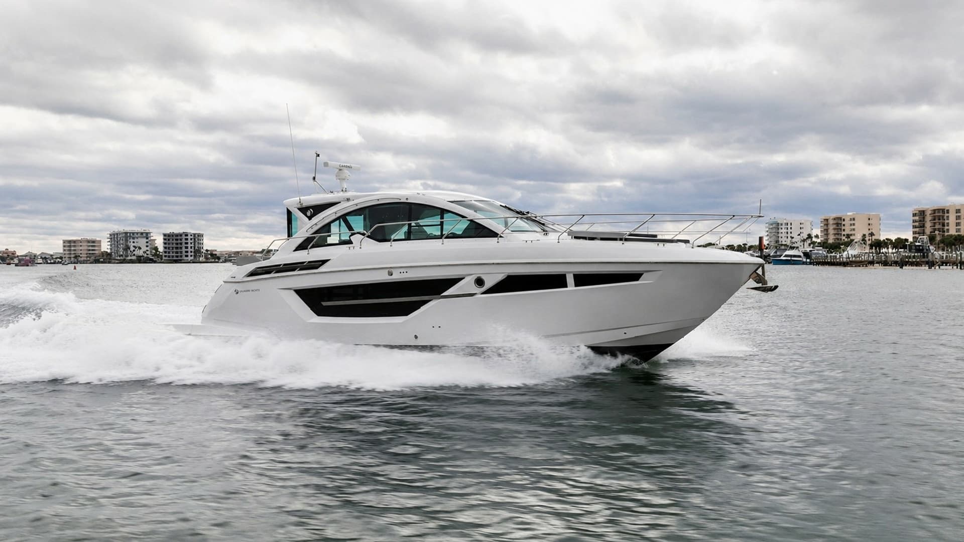 Past Time — 2023 · 49' · 3 Cabins · Pre-Owned