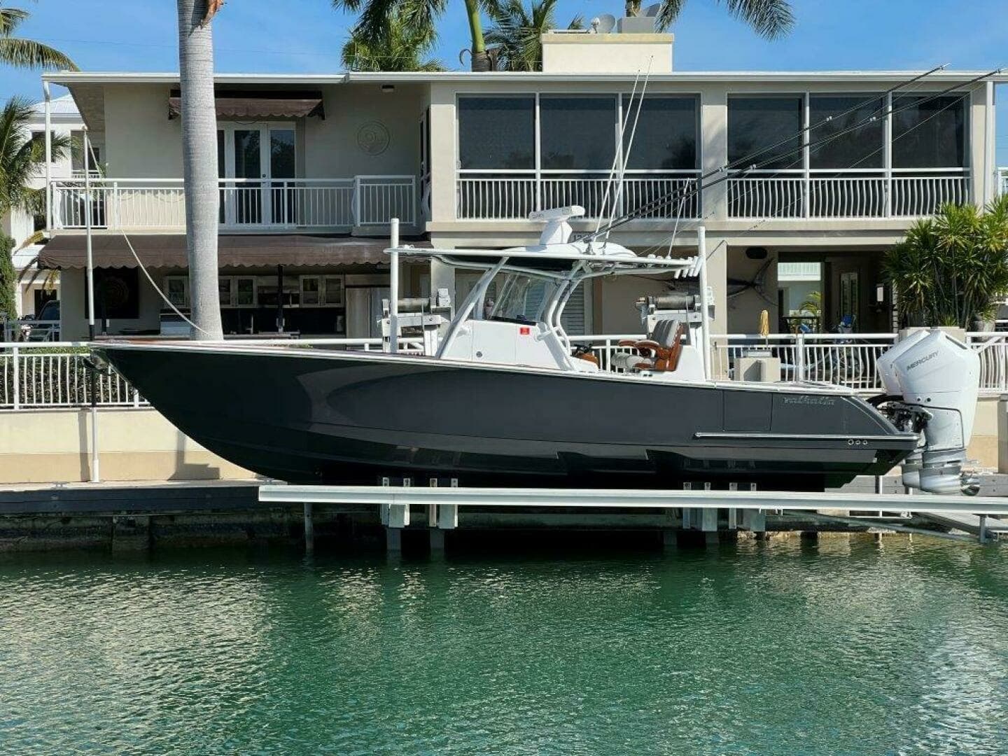 JUST ONE MORE — 2023 · 33' · Pre-Owned