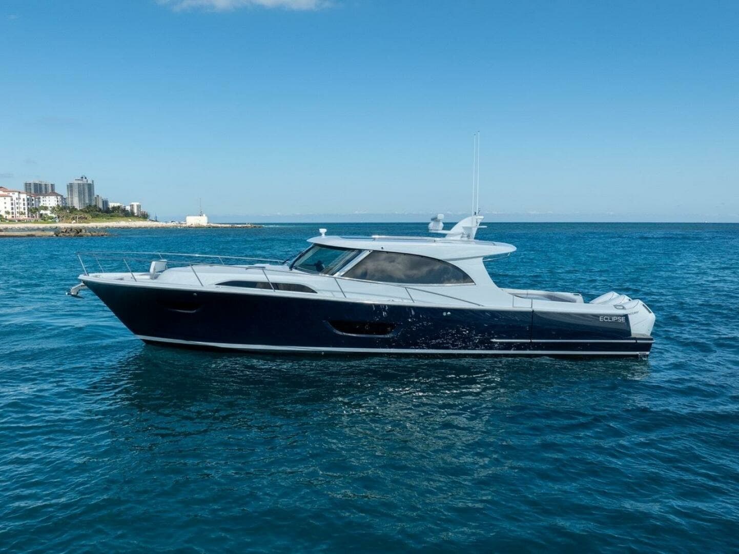 Flag Blue — 2026 · 50' · 2 Cabins · New