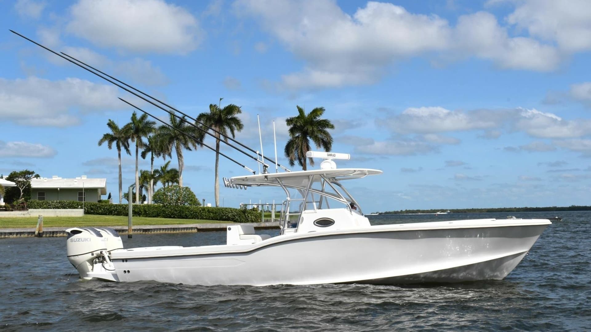 2019 Ocean Master 336 Center Console — 2019 · 33' · Pre-Owned